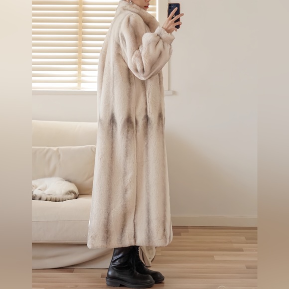 Faux Fur Full Length Coat Ivory Cream Vintage Style Collar Bridal Old Money - Picture 5 of 6